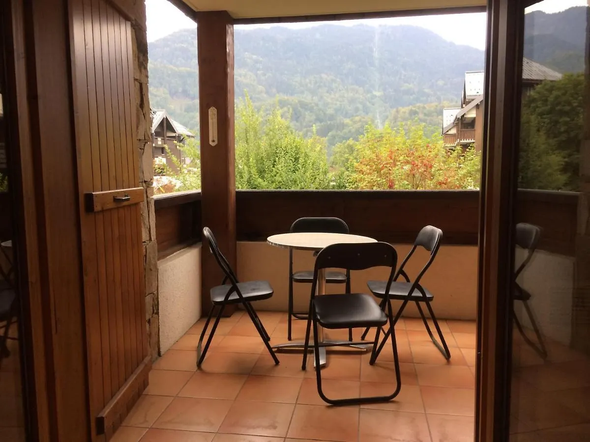 Jardin Des Neiges - 11A Apartment Samoens